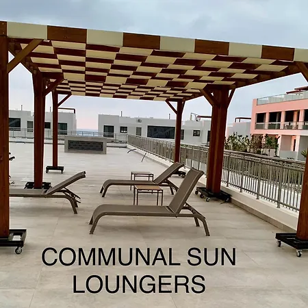 Sea And Mountain Views Penthouse With Access To Facilities