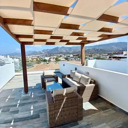 Sea And Mountain Views Penthouse With Access To Facilities