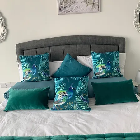 Sea And Mountain Views Penthouse With Access To Facilities Appartamento *